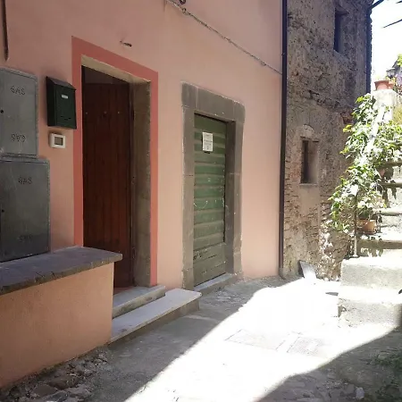 Affittacamere Antico Borgo *