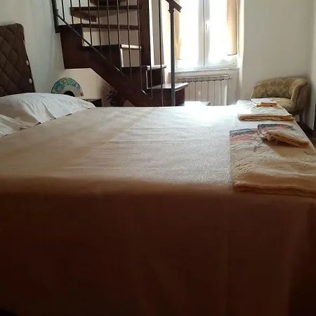 Pensión Affittacamere Antico Borgo *